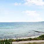 Romantic Seaside With Panoramic Views Just 20 Meters From The Σπίτι διακοπών Ebeltoft