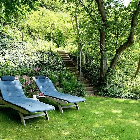 Romantic Seaside With Panoramic Views Just 20 Meters From The