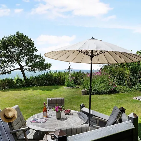 Romantic Seaside With Panoramic Views Just 20 Meters From The