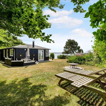 Σπίτι διακοπών Romantic Seaside With Panoramic Views Just 20 Meters From The Ebeltoft